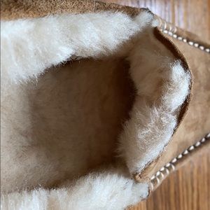 UGG Shoes - Ugg Slippers UGG Shoes - Ugg Slippers